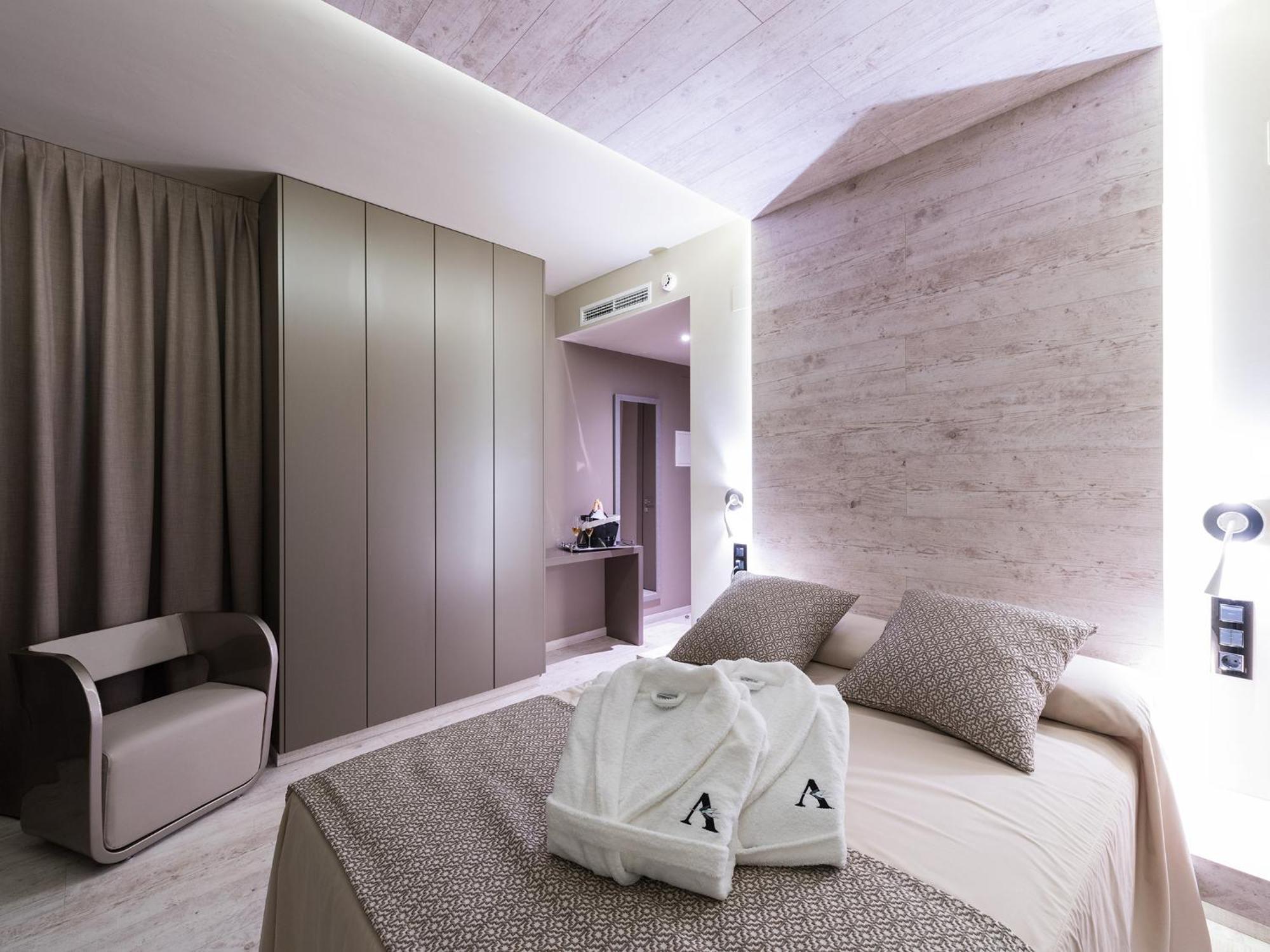 Hotel Spa Elia الكالا ديل جوكار الغرفة الصورة